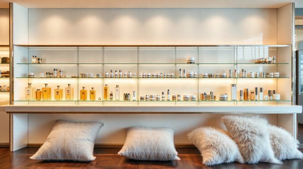 Top conseils pour créer une collection de parfums et cosmétiques